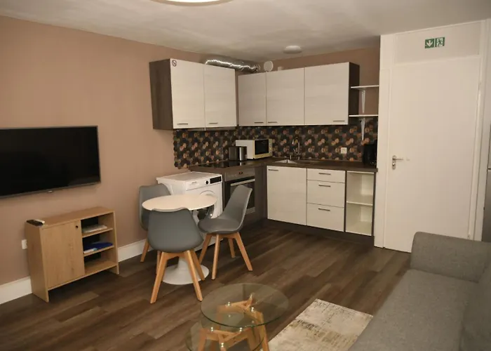 Apartment Maison-home-zuhause *